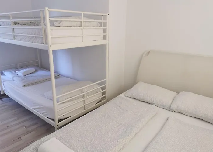 Most Hostel * Liubliana